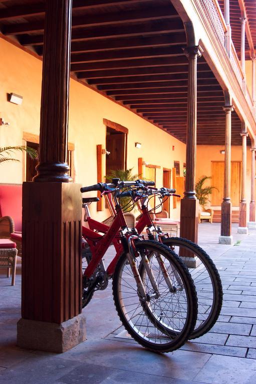 Hotel Livvo La Quinta Roja 4*